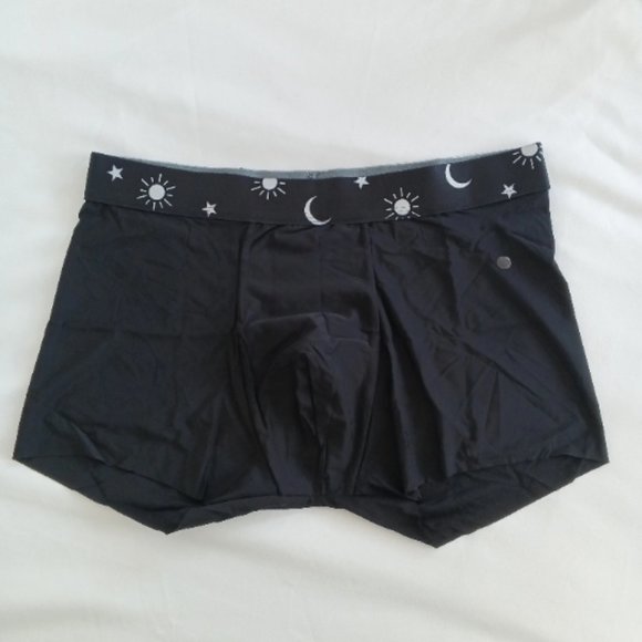 🍑Gay Pride Muscle Sexy Seamless Black Underwear Fits US SIZE SMALL(28-30") - Picture 3 of 7